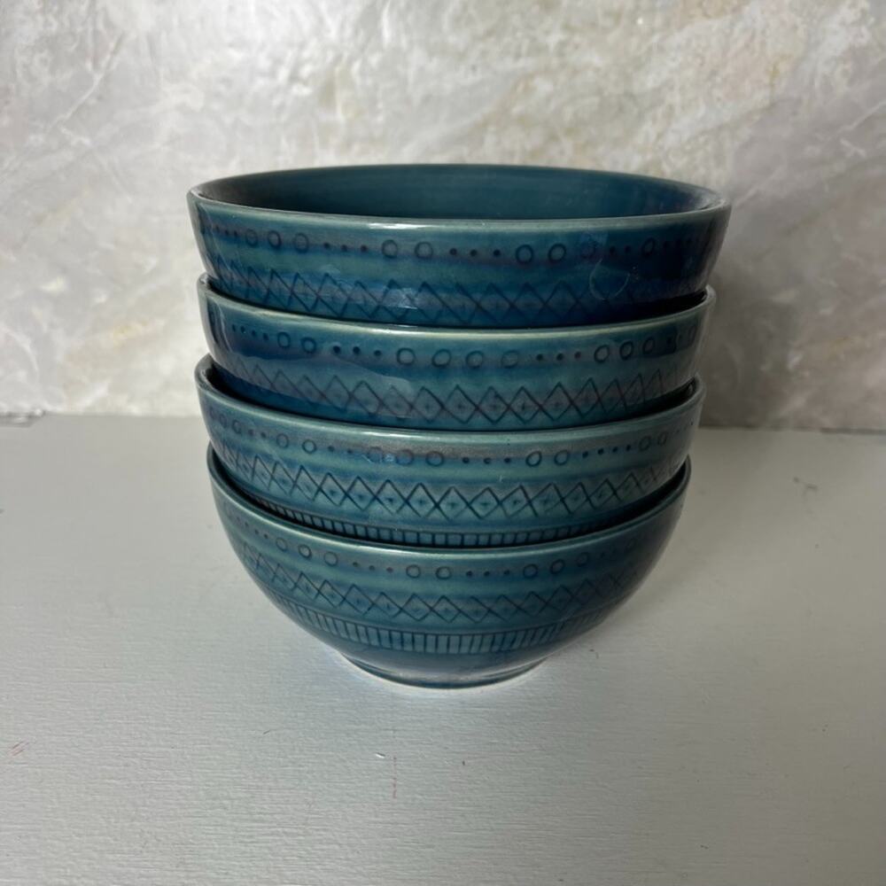 Threshold Kingsland Soup/Cereal Bowl Set (4) Blue Stoneware Embossed Geometric